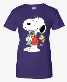 Cute Snoopy Hug Mountain Dew Can Funny Drinking Shirt - Coca Cola Shirt Cute, HD Png Download, Transparent PNG