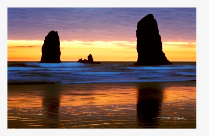 Haystack Rock Beach Shore Sunrise Sunset - Sunset, HD Png Download, Transparent PNG