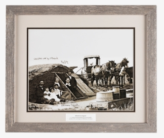 A Family Next To Their Dugout House In Oklahoma Territory - Sod Dugout House, HD Png Download, Transparent PNG