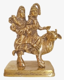 Divine Lord Shiva Parvathi And Ganesha Sitting On Cow - Statue, HD Png Download, Transparent PNG
