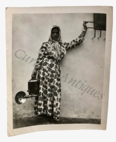 Vintage 1950s Arab Female Photographer Semi Nude Risque - Creative Arts, HD Png Download, Transparent PNG