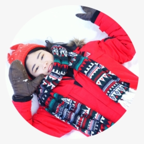 Coco Lying On Snow - Girl, HD Png Download, Transparent PNG