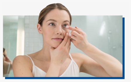 Woman Putting Contacts In - Contact Lens, HD Png Download, Transparent PNG