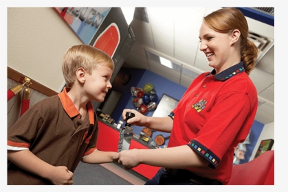 Chuck E Cheese Kid Check Attendant, HD Png Download, Transparent PNG