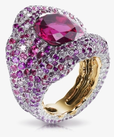 Vagabonde Drapée Rosée Ring Features 728 Stones, Including, HD Png Download, Transparent PNG