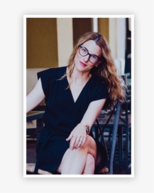 Melanie - Sitting, HD Png Download, Transparent PNG