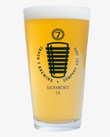 Track 7 Pint Glass With Golden Colored Beer - Beer Glass, HD Png Download, Transparent PNG